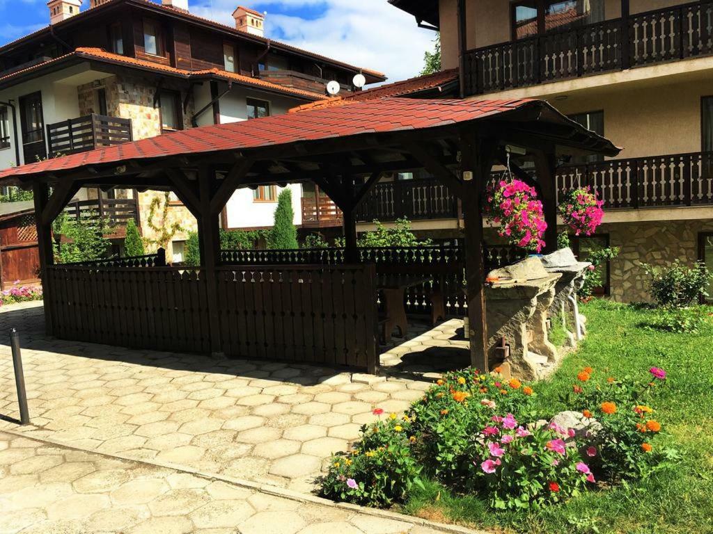 Aparthotel Vista Top Lodge Bansko Bagian luar foto