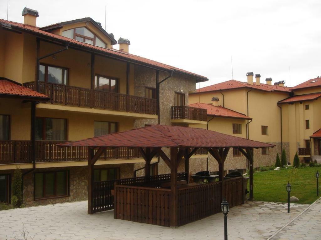 Aparthotel Vista Top Lodge Bansko Bagian luar foto